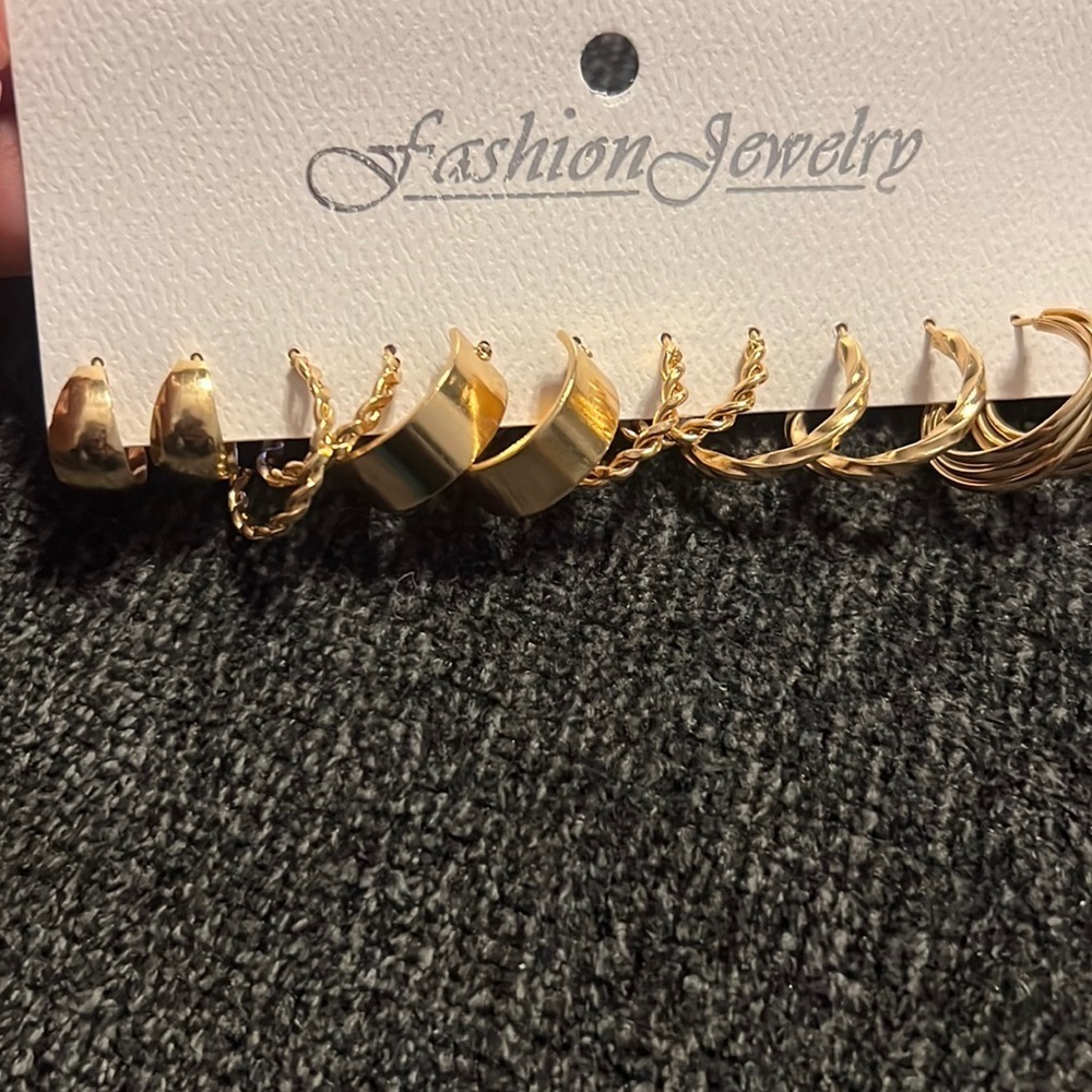 6 pack earrings